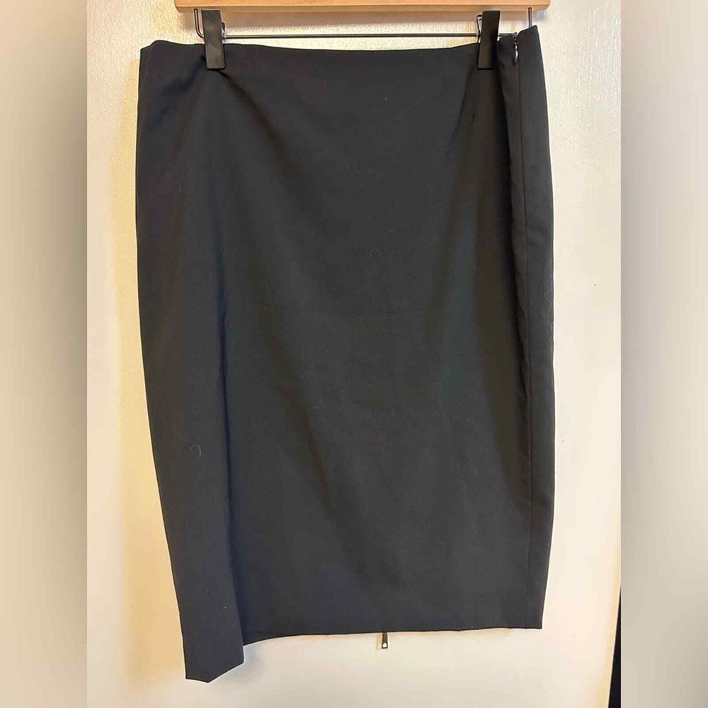 Lafayette 148 Pencil Skirt‎ with Zipper Slit sz 8